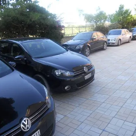 Отель Onorato Влёра